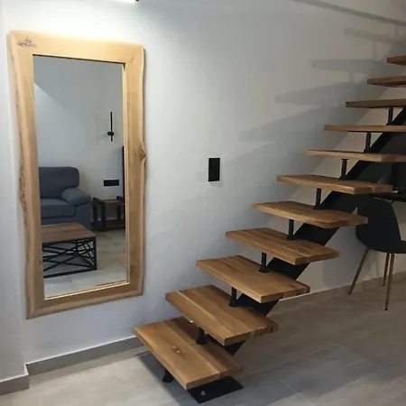 The Olive Hills מלון